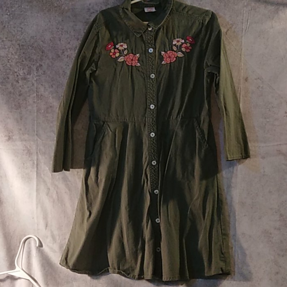 Green long sleeve dress size 10-12